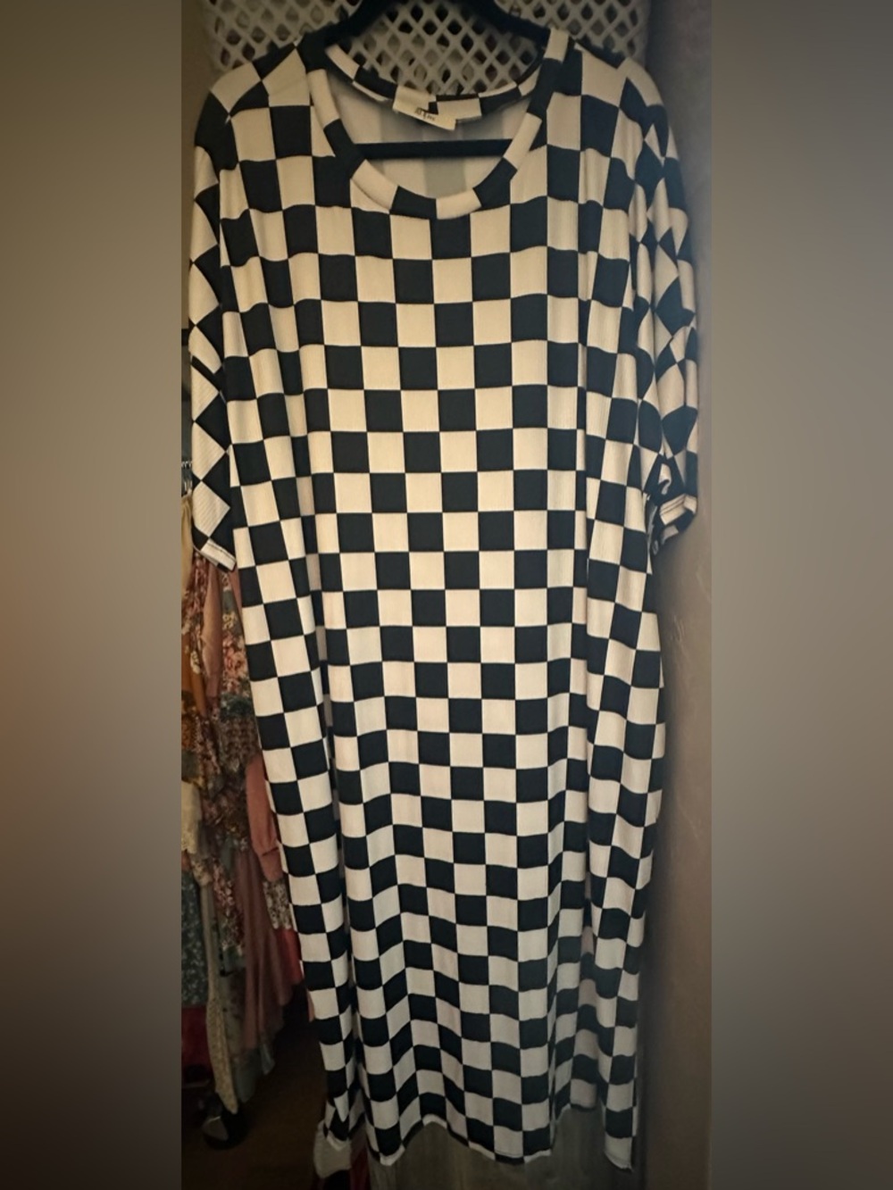 Black & White Checkered Women’s T-shirt dress